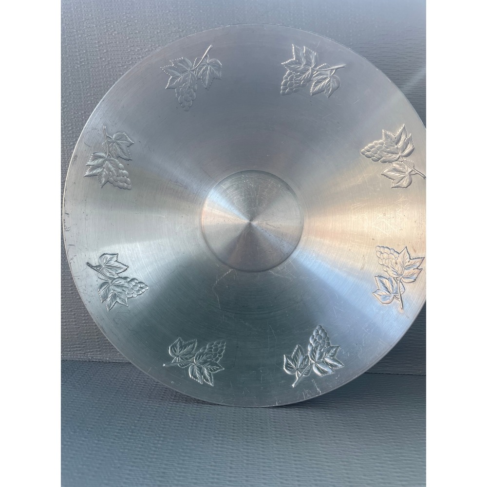 West Bend Vintage Aluminum Serving Bowl Embossed Grape Leaf Pattern 13.25 Inch